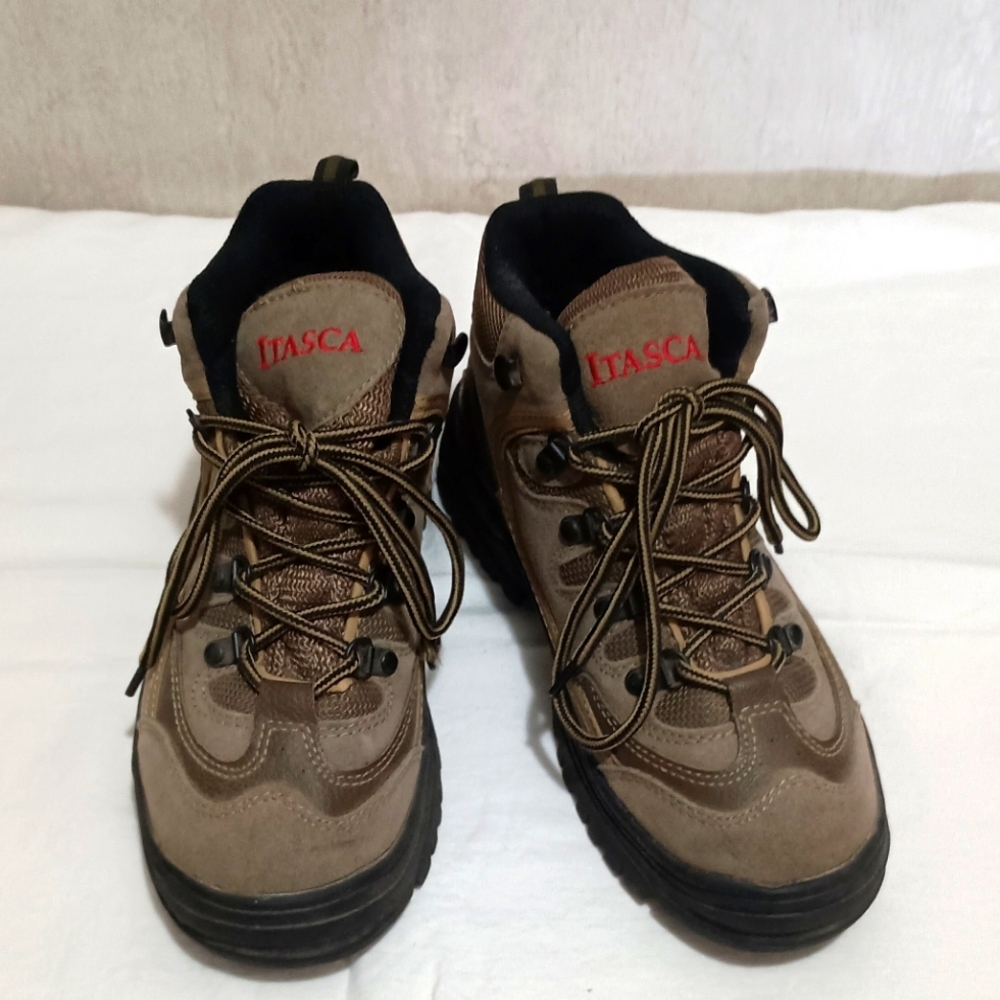 Women's Sz 8.5 Itasca Hiking Boots
